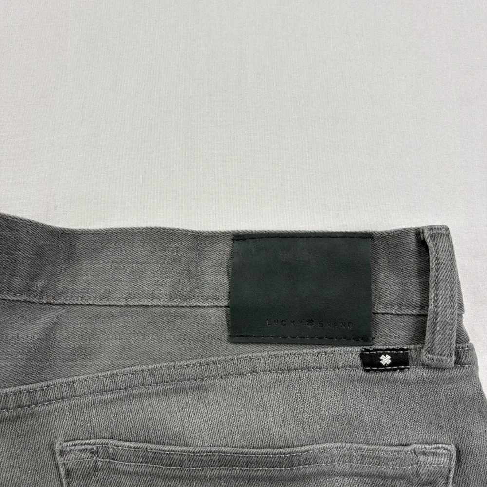 Lucky Brand Jeans Mens 36x32 Gray 363 Vintage Straight Leg Denim - Picture 10 of 11
